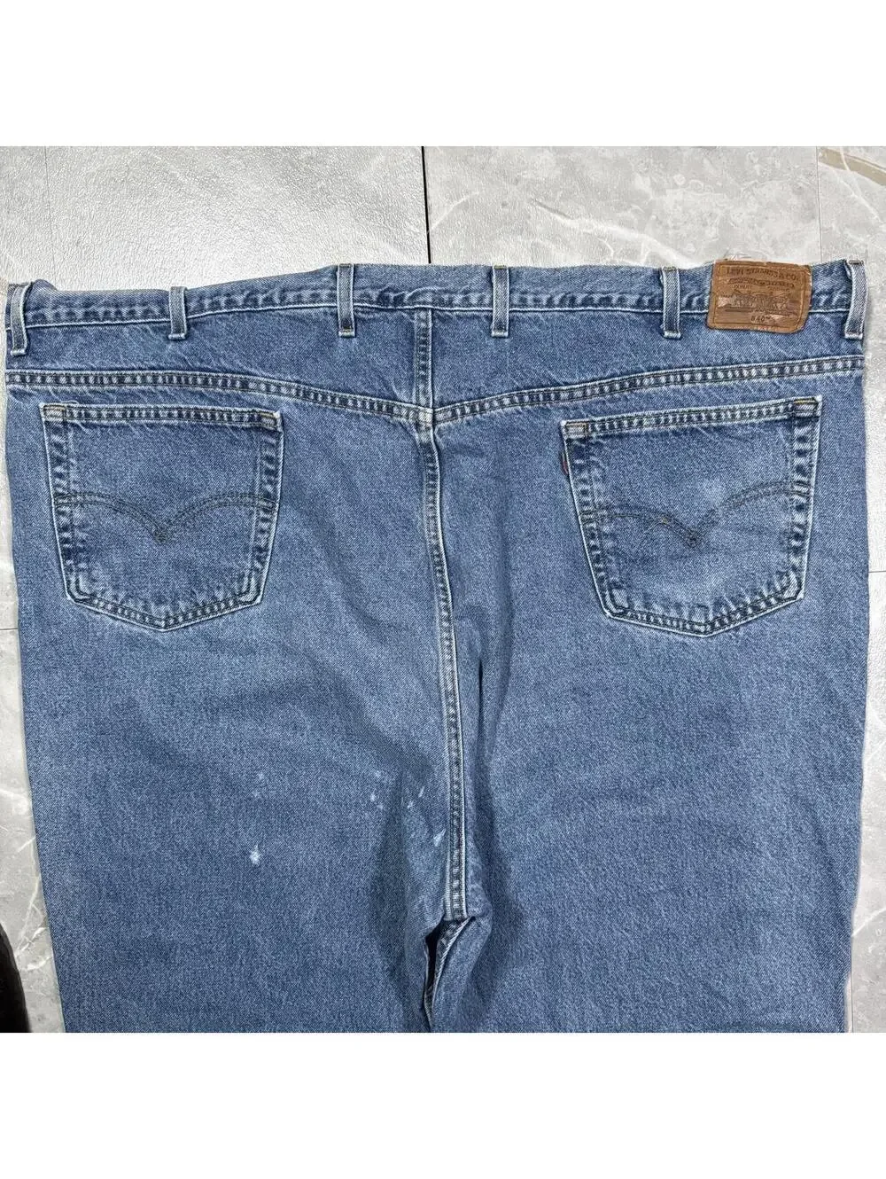 Vintage Levi’s Relaxed Fit 560 Jeans 56x30 Medium Wash Baggy Denim